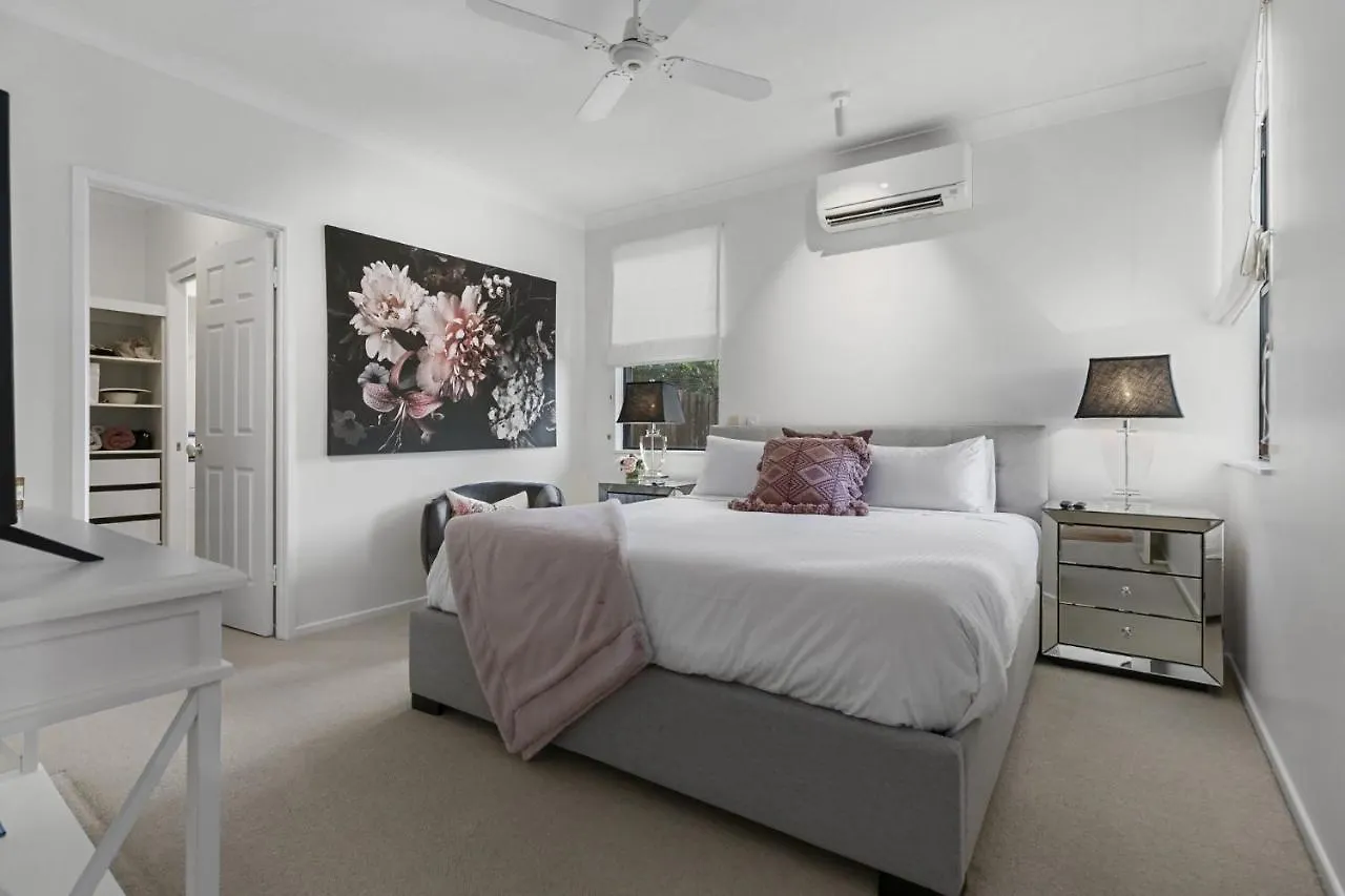 1 24 Belle De Jour Edgar Bennett Avenue Noosa Heads Apartment Australia